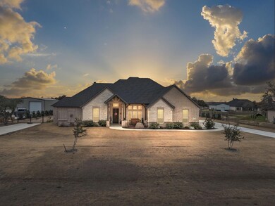 373 Oak Meadow Ln, Weatherford, TX 76085 - photo 3