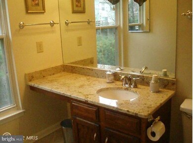 15000 Woodglen Ct, Dumfries, VA 22025 - photo 3