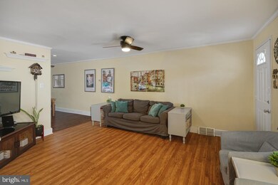 4319 Oakmont St, Philadelphia, PA 19136 - photo 5