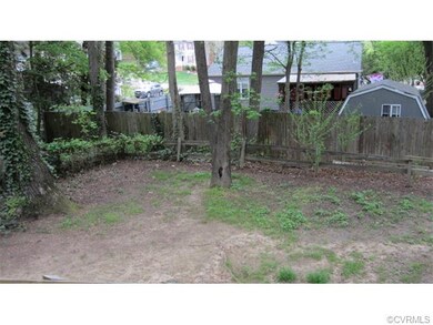 Fenced Rear Yard