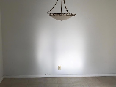 311 Camden N, West Palm Beach, FL 33417 - photo 6