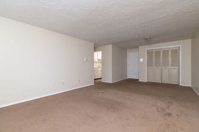 180 Main St unit 4103, Bridgewater, MA 02324 - photo 3