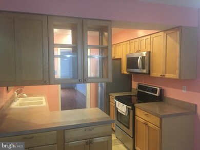 989 Putnam Blvd unit 80, Wallingford, PA 19086 - photo 2