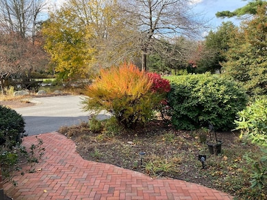 7 Laura Ln, Mattapoisett, MA 02739 - photo 4