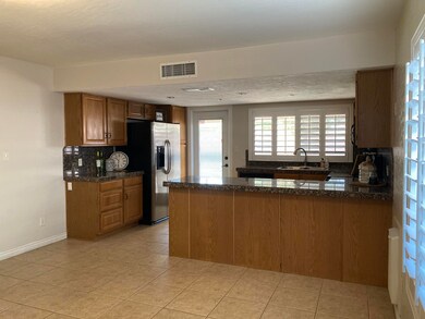 1044 W Portobello Ave, Mesa, AZ 85210 - photo 4