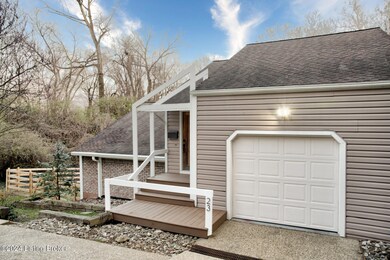 23 Hawthorn Hill, Louisville, KY 40204 - photo 2