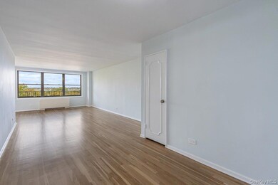 Bay Terrace Cooperative Section XII, Inc. unit 5F, Bayside, NY 11360 - photo 7