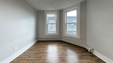 15 W Chestnut St unit 3 Right, Brockton, MA 02301 - photo 6