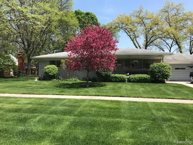 53432 Bruce Hill Dr, Shelby Township, MI 48316 - photo 2