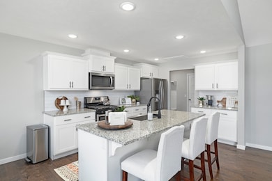 813 E Crew St, Nixa, MO 65714 - photo 5