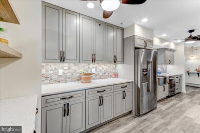 6639 Park Hall Dr, Laurel, MD 20707 - photo 5