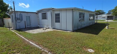 Beautiful large backyard and lot