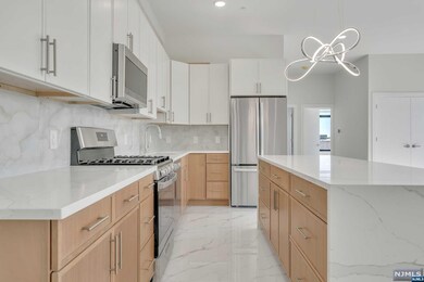 22 Bloomfield Ave unit 303, Paterson, NJ 07503 - photo 3