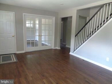 220 Woodpecker Ln, Mount Holly, NJ 08060 - photo 6