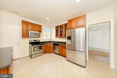104 Evans St, Manassas Park, VA 20111 - photo 7