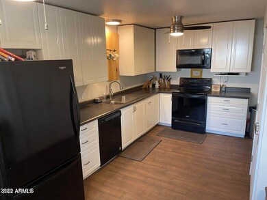 319 S Pioneer, Mesa, AZ 85204 - photo 5