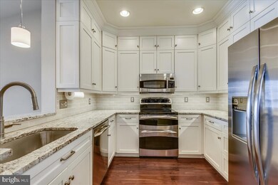 4550 Strutfield Ln unit 2412, Alexandria, VA 22311 - photo 2