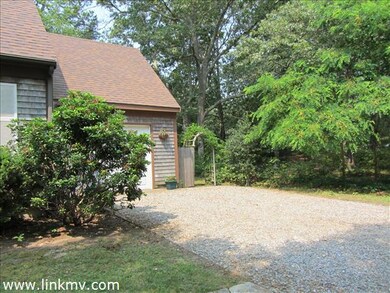 24 Mockingbird Dr, Edgartown, MA 02539 - photo 2