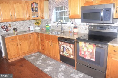 2515 Proctor Ln, Parkville, MD 21234 - photo 2