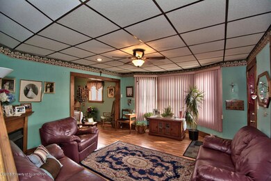 520 W Taylor St, Taylor, PA 18517 - photo 7