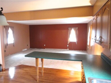 Unit 1-Dining/Living Room