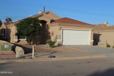 724 Danube Dr, Horizon City, TX 79928 - photo 3