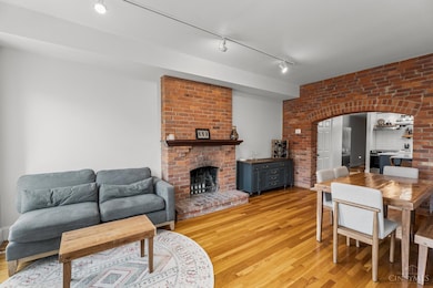 330 Milton St, Cincinnati, OH 45202 - photo 3