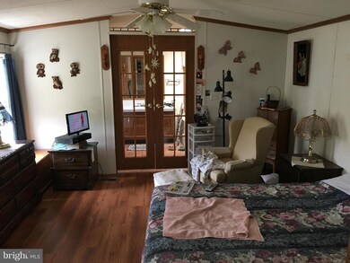 6557 Horst Rd, Chambersburg, PA 17202 - photo 4