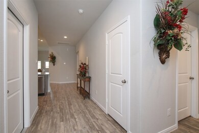 30810 Berkshire Down Berkshire Downs Dr, Tomball, TX 77375 - photo 6