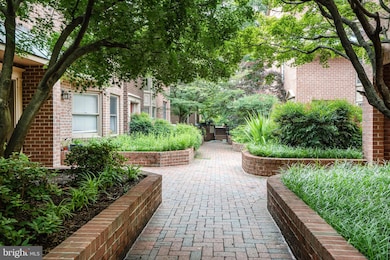 4223 N Carlin Springs Rd, Arlington, VA 22203 - photo 2