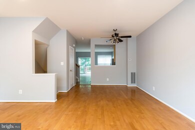 43147 Huntsman Square, Broadlands, VA 20148 - photo 3