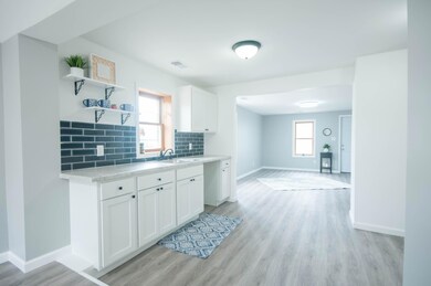 4a Kitchen-Living