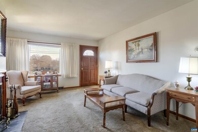 1007 Saint Clair Ave, Charlottesville, VA 22901 - photo 4