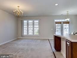 635 Cedar Spring St, Gaithersburg, MD 20877 - photo 2