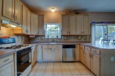 129 Route 34 Matawan NJ 07747-small-009-