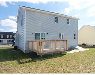 36 Wells Ave, Springfield, MA 01119 - photo 2