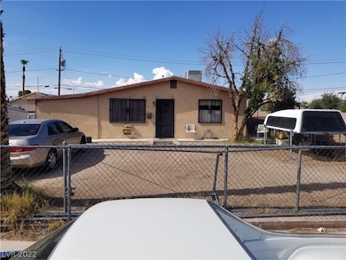 1030 W Lake Mead Blvd, Las Vegas, NV 89106 - photo 2