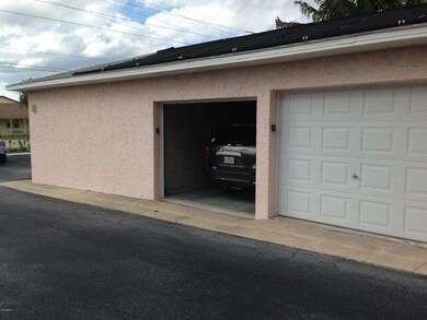 private garage
