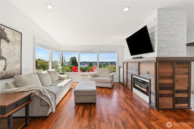 1307 N Cascade Ave, Tacoma, WA 98406 - photo 6