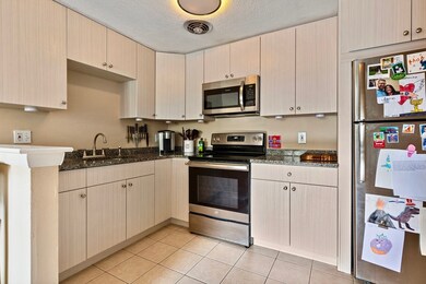 145 Warren St unit 8, Watertown, MA 02472 - photo 5