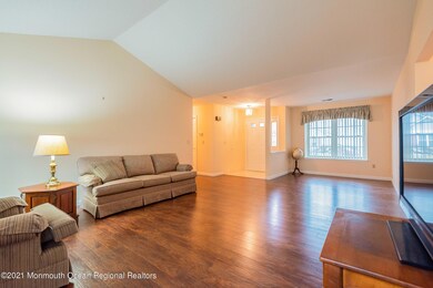 501 Petunia Ln N, Whiting, NJ 08759 - photo 4