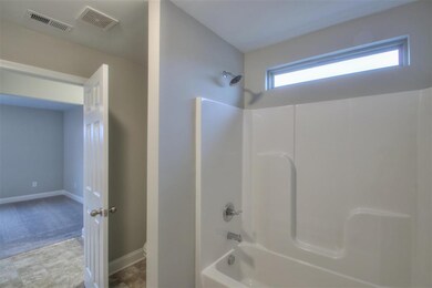 711 N Russell St, Portland, TN 37148 - photo 5