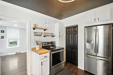 77201 270th St, Clarks Grove, MN 56016 - photo 5