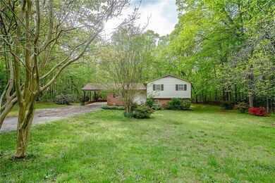 1840 Lantern Dr, Asheboro, NC 27205 - photo 4