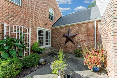 200 Balsinger Rd, Uniontown, PA 15401 - photo 5