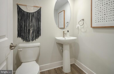 10596 Roundstone Ln, Waldorf, MD 20695 - photo 5