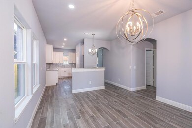 8044 Raymond Ave, White Settlement, TX 76108 - photo 7