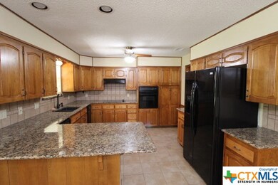 3007 Homer Cir, Copperas Cove, TX 76522 - photo 4