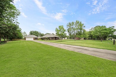 1037 County Road 147, Alvin, TX 77511 - photo 3