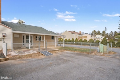 7131 Salem Park Cir, Mechanicsburg, PA 17050 - photo 4